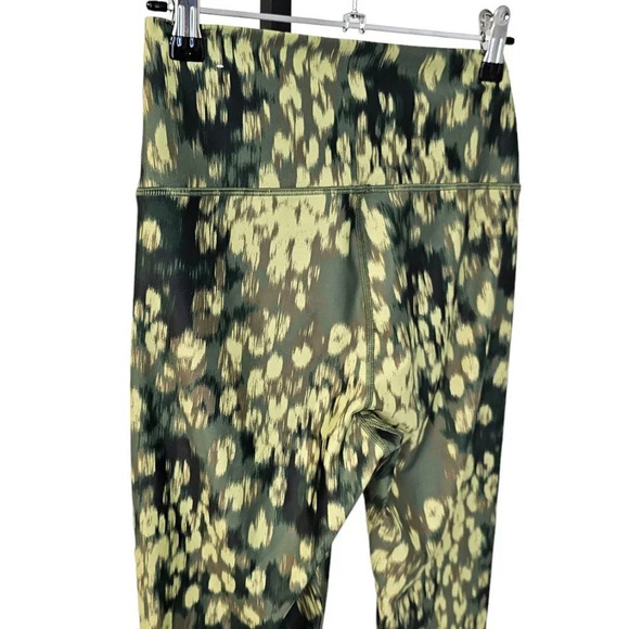 Aerie Women's  Crossover Leggings Size Medium High Rise 7/8 - Picture 4 of 6